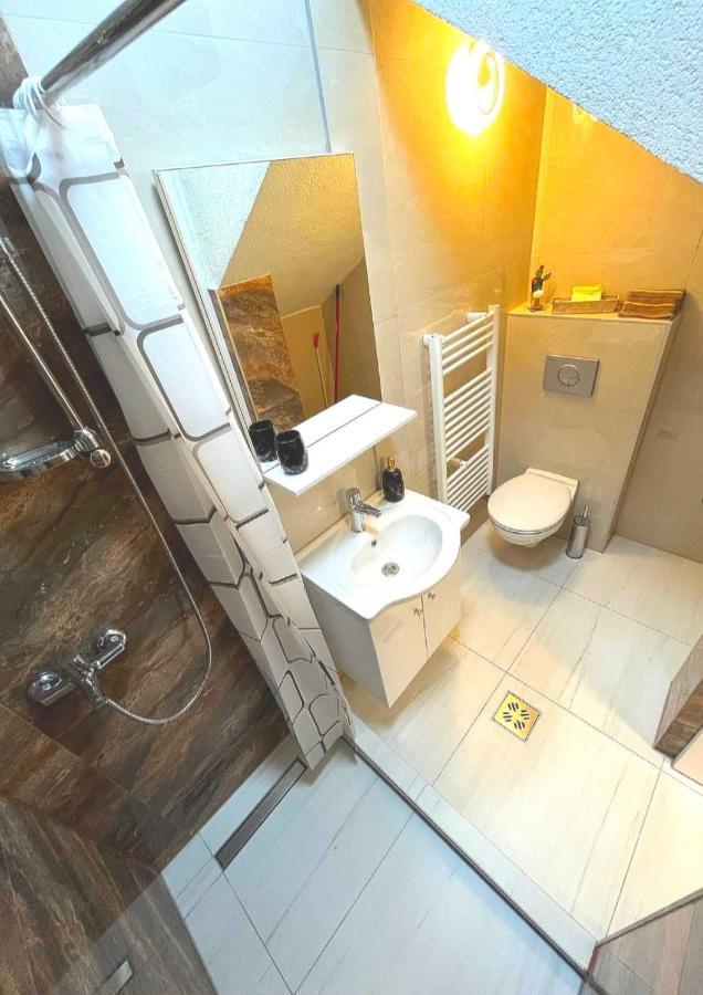 Apartman Dm SJJ Exteriör bild